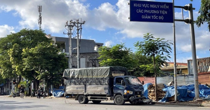Tin tức tai nạn giao thông mới nhất ngày 5/7: Nam tài xế xe máy tử vong tại chỗ sau va chạm với ô tô tải tại Hải Phòng