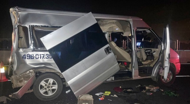 Tin tức tai nạn giao thông mới nhất ngày 25/7: Xe khách đâm nhau trên cao tốc Vĩnh Hảo - Phan Thiết khiến 6 người bị thương