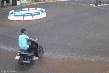 Giao xe máy cho con điểu khiển gây tai nạn chết người, bố bị đề nghị truy tố