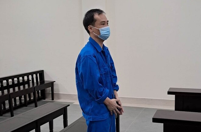 Lao ô tô vào xe máy để trả thù, tài xế taxi bị tuyên án 8 năm tù