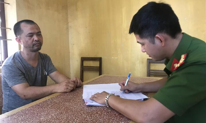 Lạng Sơn: Được yêu cầu kiểm tra nồng cồn, tài xế cầm gậy lao vào tấn công CSGT