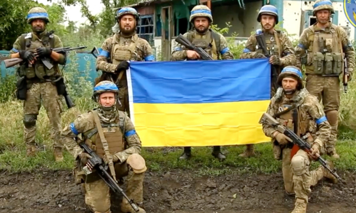 Ukraine phản công nhanh chưa từng có, tuyên bố giành lại nhiều lãnh thổ
