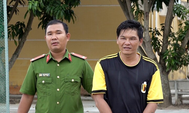 Khởi tố đối tượng vào UBND xã đuổi đánh người gây thương tích ở An Giang