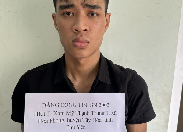 Công an Bình Dương bắt giữ 11 đối tượng mua bán người qua Campuchia