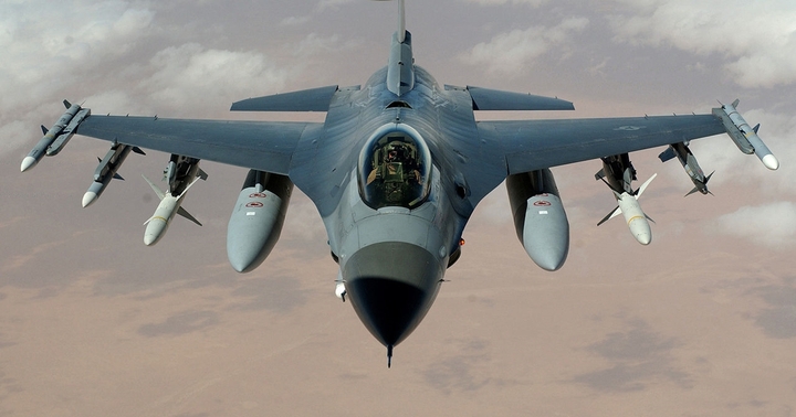 Tiêm kích F-16 của Mỹ liệu có giúp Ukraine phản công thắng lợi?