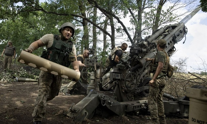 Quan chức Lầu Năm Góc: Ukraine trở thành “phòng thí nghiệm” quân sự