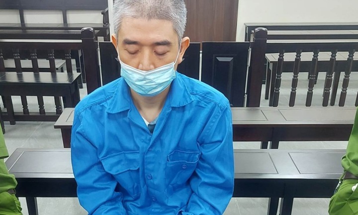 Người đàn ông đâm chết nhân tình ở phố Hàng Bài thoát án tử vì từng làm việc thiện