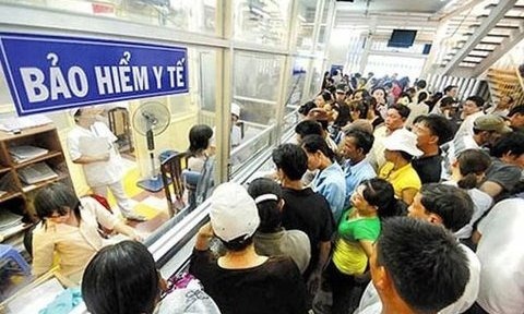 Từ nay, người dân dùng thẻ BHYT đi khám chữa bệnh sẽ được hưởng quyền lợi chưa từng có