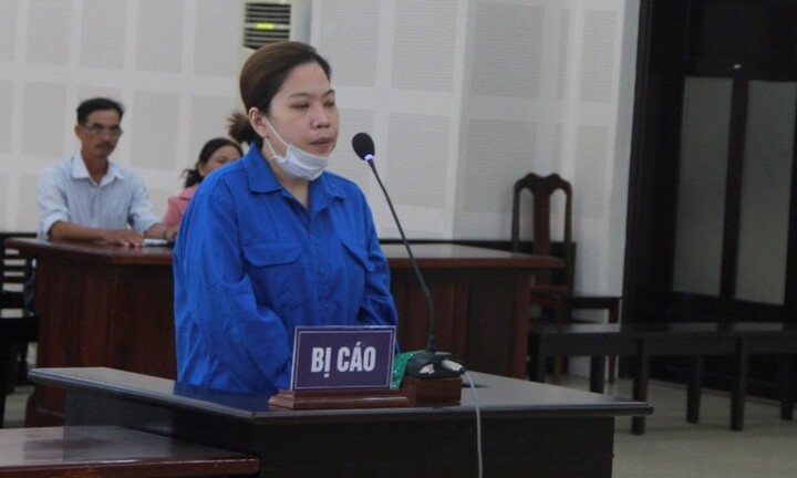 Tuyên phạt 10 năm tù đối với nhân viên bảo hiểm lừa đảo hơn nửa tỉ đồng