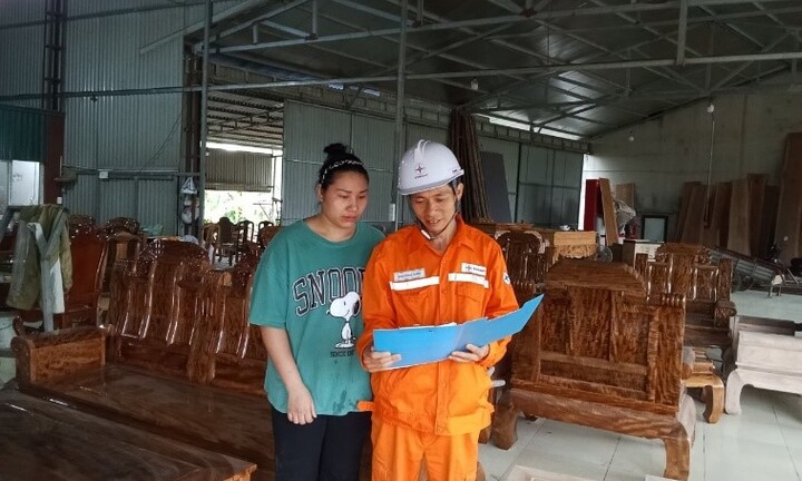 Công ty Điện lực Thái Nguyên đẩy mạnh tuyên truyền các giải pháp “Tiết kiệm điện” trong mùa nắng nóng 2023