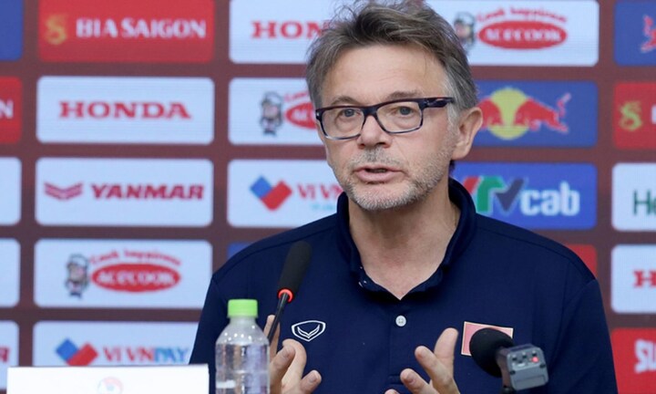 HLV Troussier đặt kỳ vọng cao vào nhóm cầu thủ Quang Hải, Văn Toàn, Công Phượng