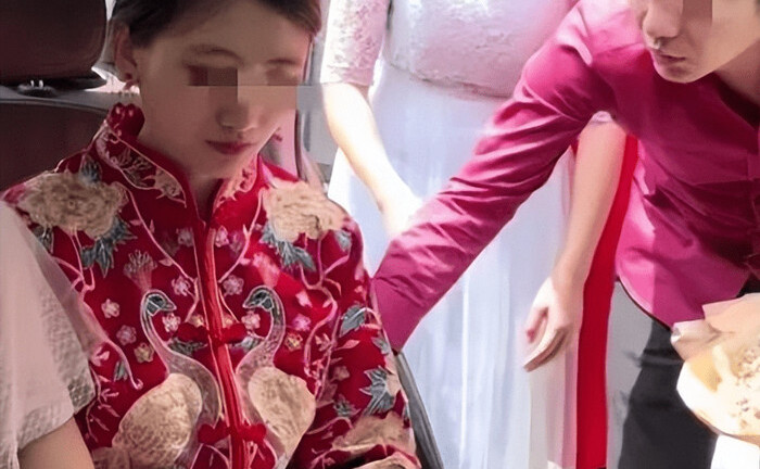 Nghe lời bạn thân cô dâu nhận cái kết đắng