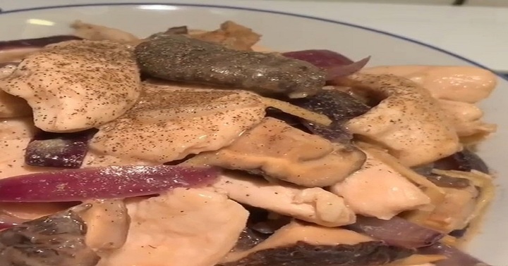 Gợi ý công thức làm món ức gà xào nấm thơm ngon khó cưỡng