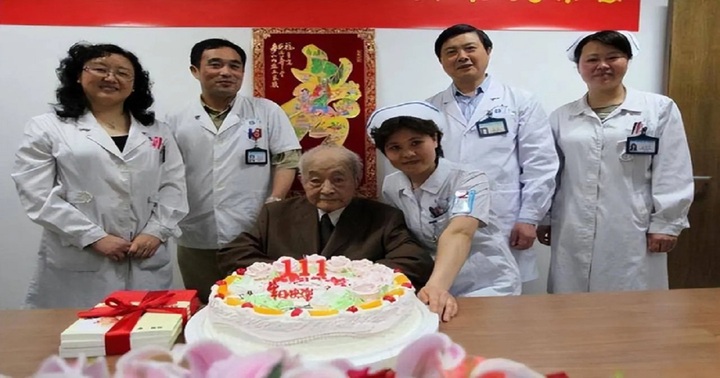 17 lần mắc bệnh hiểm nghèo, cụ ông vẫn sống thọ 111 tuổi nhờ món ăn thân quen trong mâm cơm người Việt