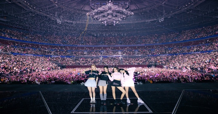 Tour diễn Born Pink của BLACKPINK lập kỷ lục về doanh thu