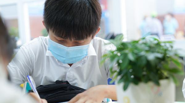 Một thí sinh ở Kon Tum chuyển nhầm lệ phí xét tuyển đại học thành 90 triệu đồng