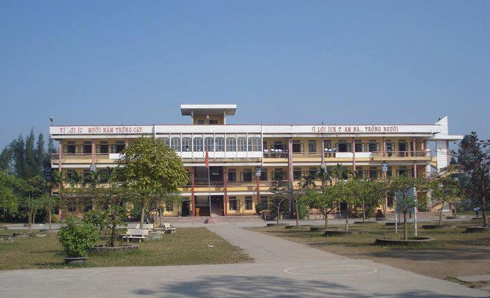 Tin tức pháp luật ngày 17/6: Tạm giam nam sinh lớp 12 đặt camera quay lén cô giáo