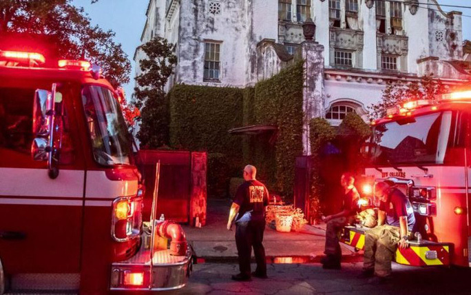 Biệt thự của Beyoncé bốc cháy dữ dội: Cảnh sát phát hiện 1 người khả nghi