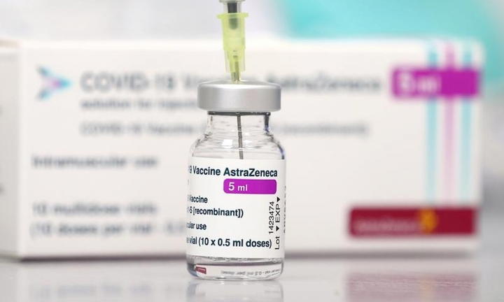 Thêm hơn 1,2 triệu liều vaccine COVID-19 của AstraZeneca về đến Việt Nam