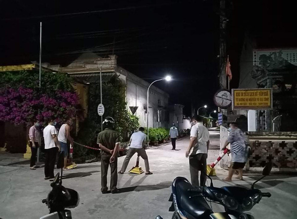 Nam Định: Phát hiện 10 giáo viên và người nhà dương tính SARS-CoV-2 trước ngày tựu trường