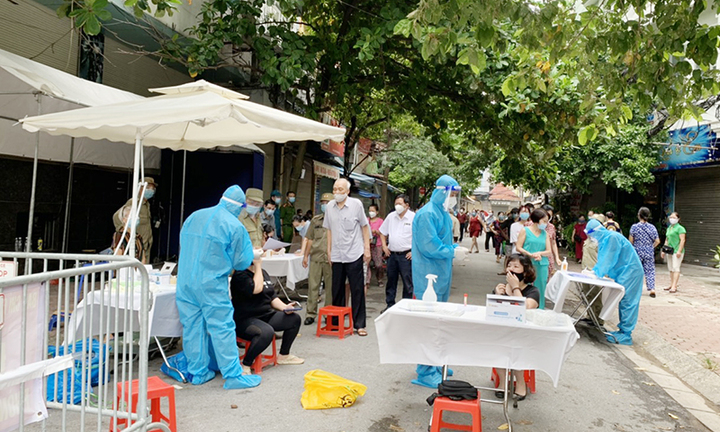 Sáng 7/9, Hà Nội thêm 5 ca mắc COVID-19, 1 ca tại cộng đồng
