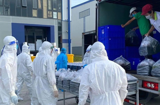 Chủ tịch tỉnh Bình Dương nói về F0 khỏi bệnh nhưng tình nguyện ở lại hỗ trợ chống dịch