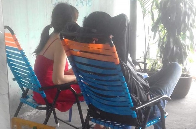 Tin tức pháp luật ngày 21/10: Bắt 7 đối tượng đánh bạc “núp bóng” quán cà phê ở Bình Dương
