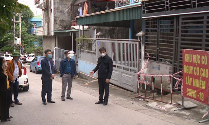 Quảng Ninh: Gần 2.000 học sinh học trực tuyến sau khi có 2 ca mắc COVID-19