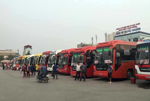 Hà Nội tìm người trên xe khách Hoàng Long từ TP.HCM về bến xe Nước Ngầm