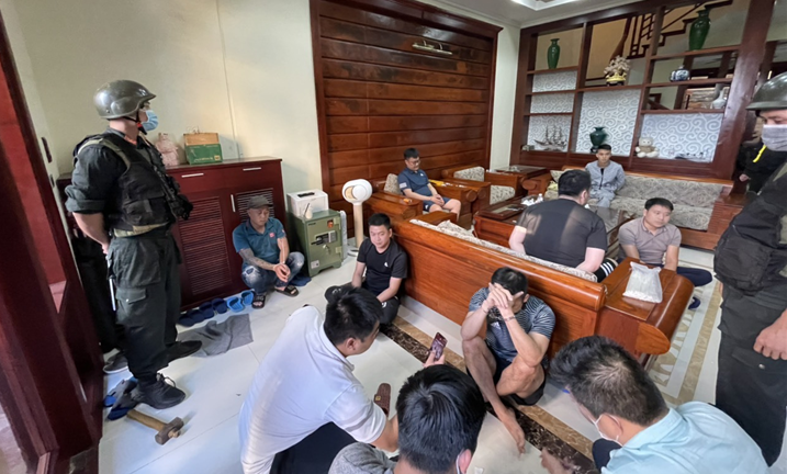 Vụ triệt phá đường dây đánh bạc 14.000 tỷ: Trinh sát bất ngờ điều gì khi bắt giữ các đối tượng?