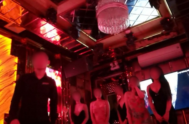 Điều tra vụ 3 quán karaoke mở 