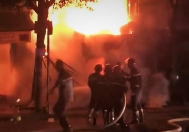 Cháy tiệm tạp hóa giữa đêm khuya, 3 mẹ con tử vong thương tâm