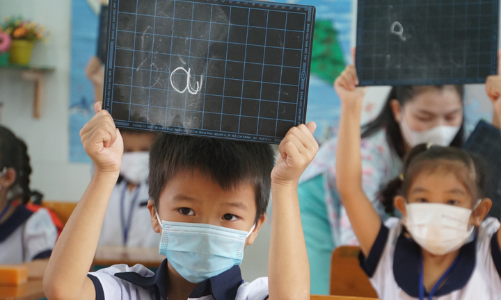 TP.HCM chính thức dừng kế hoạch cho học sinh lớp 1 và trẻ 5 tuổi đến trường