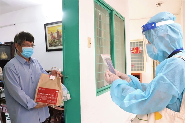 Bộ Y tế cho phép TP.HCM thí điểm rút ngắn thời gian cách ly tập trung F0