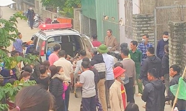 Đan thép làm nhà, 2 công nhân bị điện giật thương vong