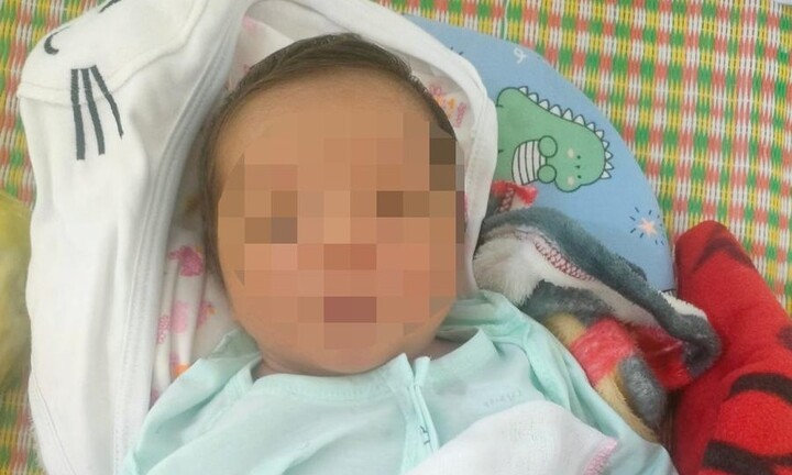 Bé trai 20 ngày tuổi bị bỏ trước cổng trạm y tế: Không có giấy tờ gì đi kèm