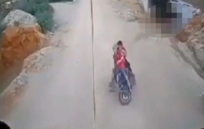 Ninh Bình: Hai học sinh tử vong sau va chạm với xe tải