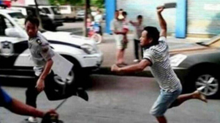 Vụ cầm dao chém người do mâu thuẫn chỗ đỗ ô tô: Quá khứ bất hảo của 2 nghi phạm 