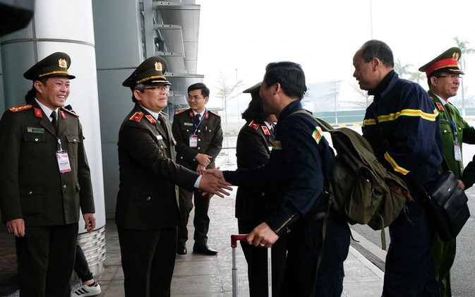 Thảm kịch động đất Thổ Nhĩ Kỳ: Trung tá công an kể khoảnh khắc phát hiện sự sống dưới đống đổ nát