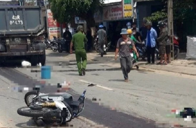 Tin tức tai nạn giao thông mới nhất ngày 14/3: Xe đầu kéo va chạm xe máy, hai người thiệt mạng ở Quảng Nam