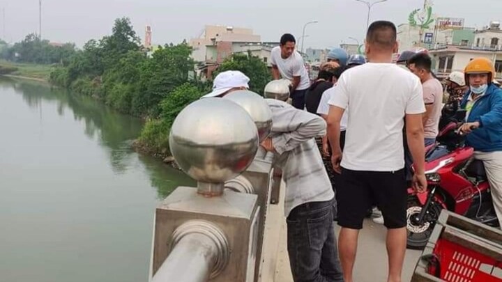 Người đàn ông để lại thư tuyệt mệnh trên cầu rồi về nhà ngủ khai gì?