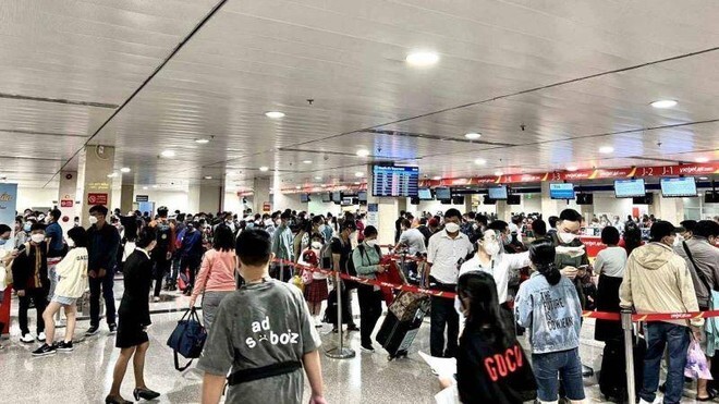 Cục Hàng không Việt Nam yêu cầu xử lý nghiêm đại lý bán vé vượt giá trần dịp nghỉ lễ 30/4