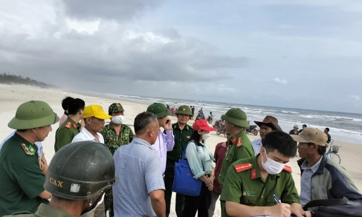 Lốc xoáy làm chìm thuyền khiến 3 người mất tích: Tìm thấy thi thể thứ 2