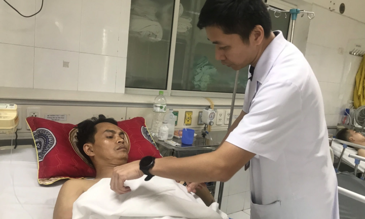 Vụ cô giáo gặp nạn ở Hà Giang: Người chồng kể lại khoảnh khắc xe máy lao vun vút xuống vực