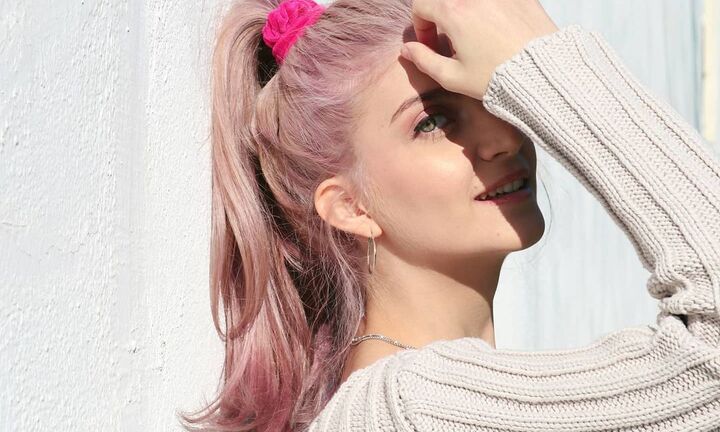 Cô nàng TikToker “gây bão” khi tuyên bố là bà lão 62 tuổi, sự thực bị “khui” ra trong “nháy mắt”