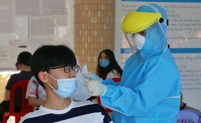 Đà Nẵng lấy mẫu xét nghiệm cho gần 13.000 thí sinh thi tốt nghiệp THPT 2021