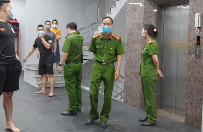 Hoạt động bất chấp lệnh cấm, chủ phòng gym bị phạt 15 triệu đồng