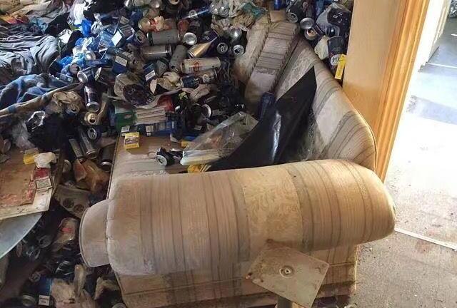 Nảy sinh mâu thuẫn, khách thuê “ưa sạch sẽ” bỏ đi, để lại cho chủ nhà “khối tài sản” gây choáng