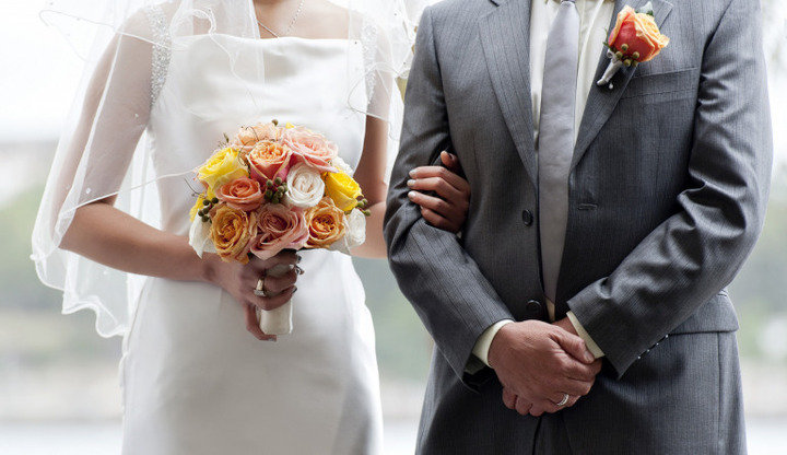 Vừa làm đám cưới được một giờ, đôi vợ chồng khiến ai nấy choáng váng vì nhất quyết đòi ly hôn