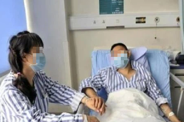 Hai vợ chồng cùng mắc ung thư gan, bác sĩ chỉ ngay 3 thực phẩm nhất định không được nấu cùng cháo